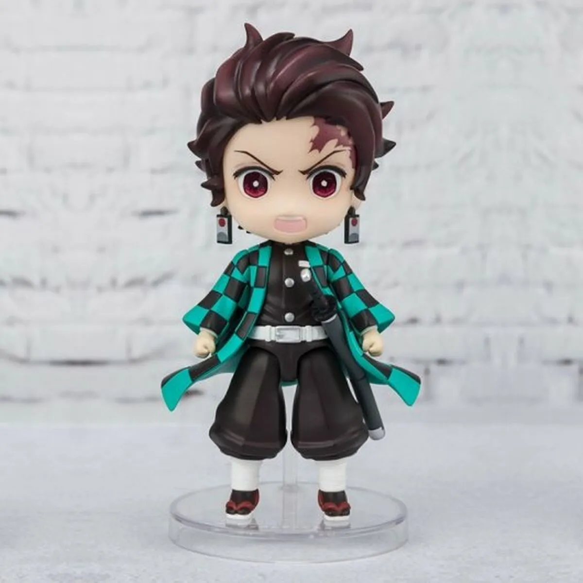 Action Figure Tamashii Nations Mini Kimetsu No Yaiba with coat