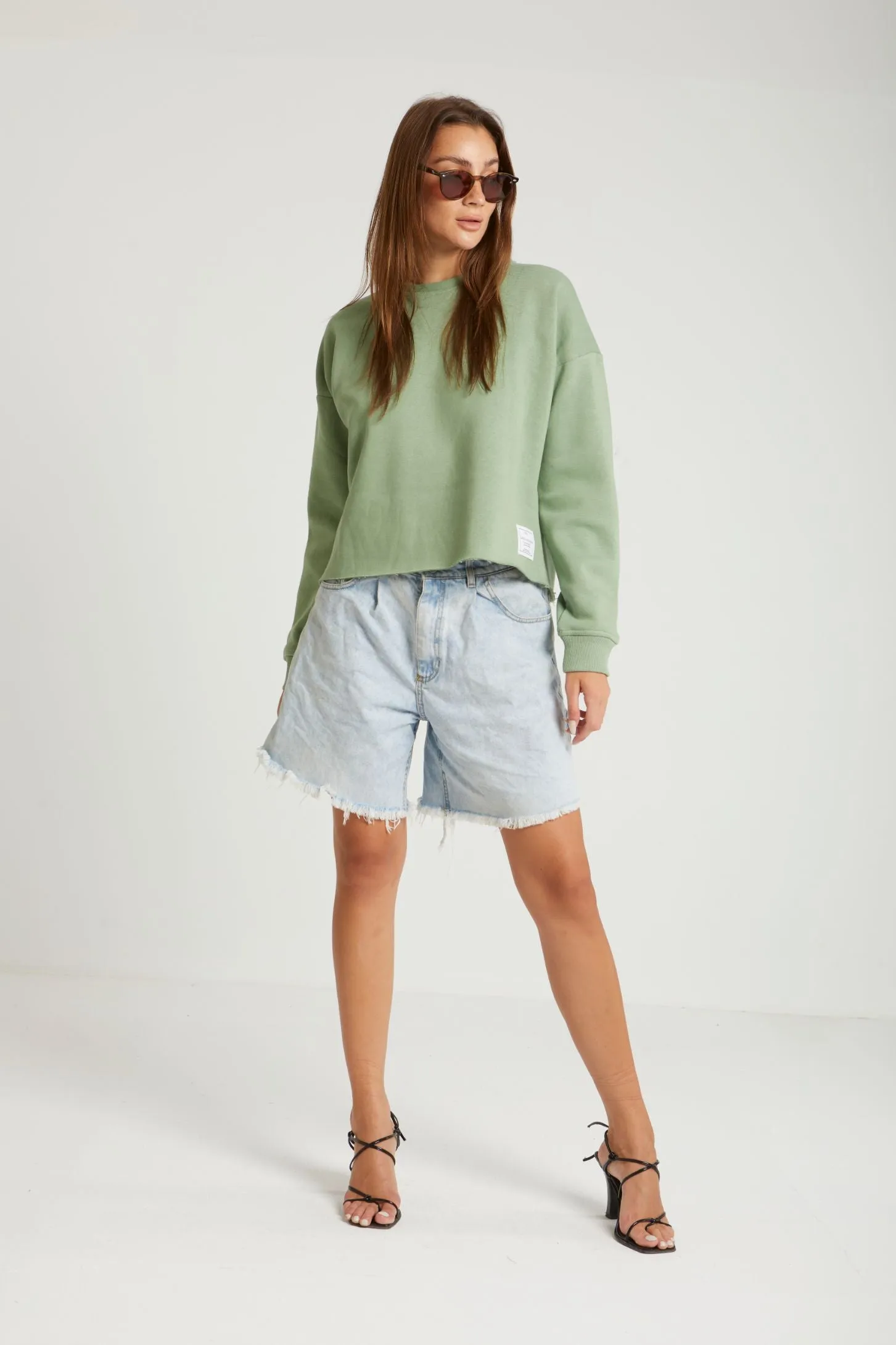 CROPPED ULTIMATE SWEATSHIRT - MINT GREEN