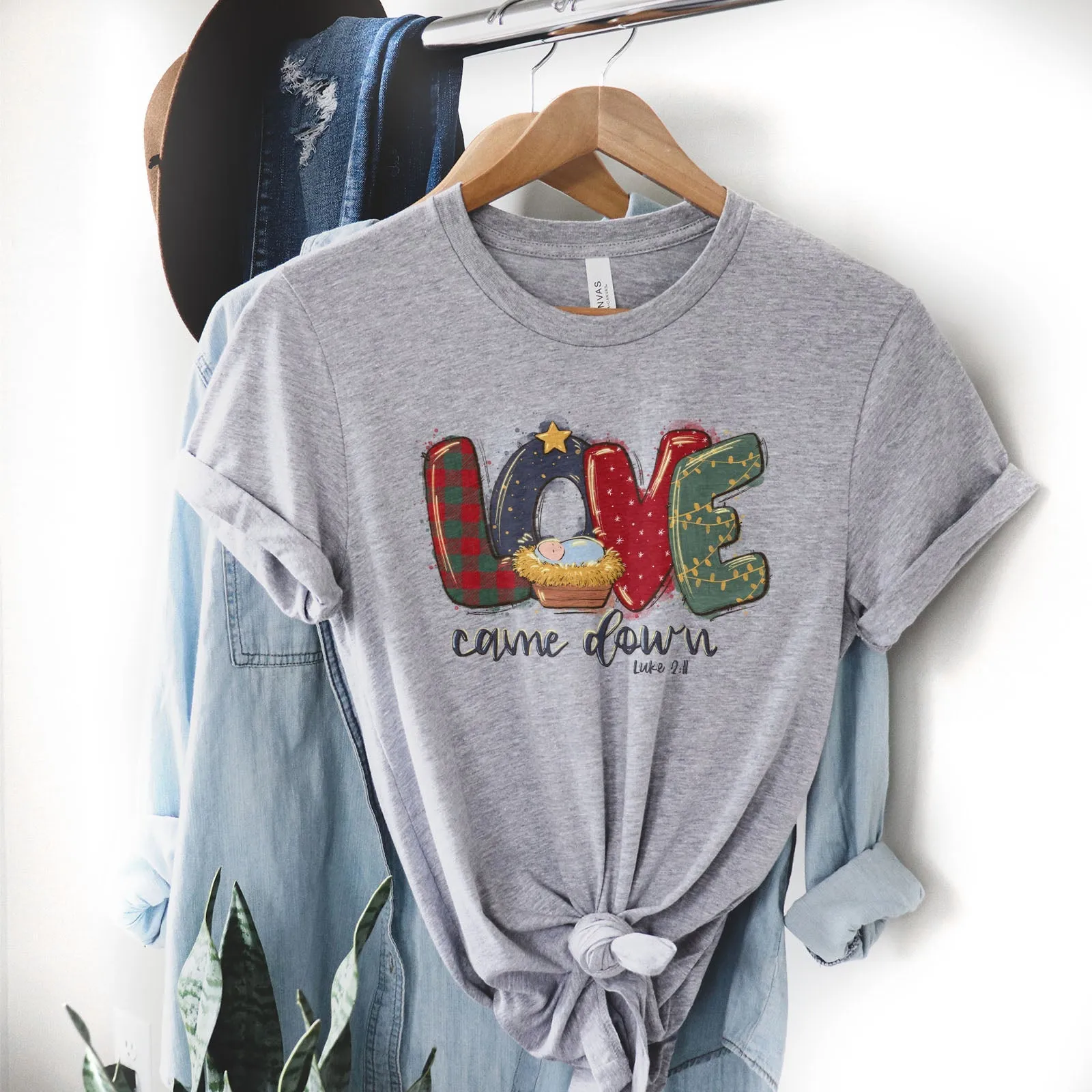 Free Gift - Love Came Down Luke 2:11 Tee