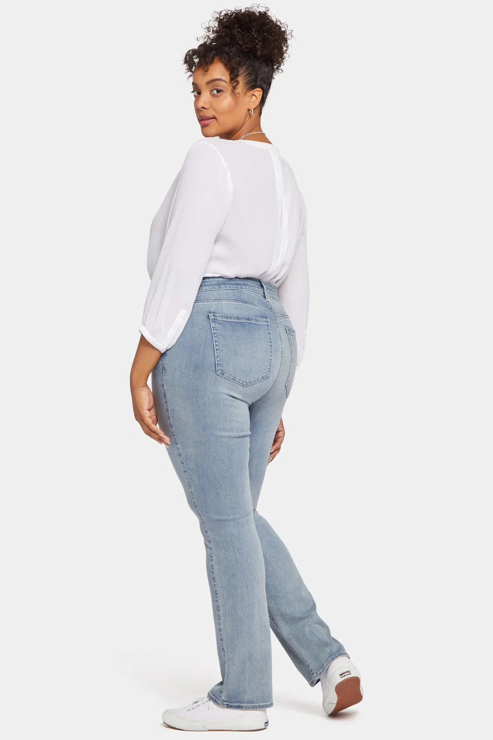 Marilyn Straight Jeans In Plus Size - Thistle Falls