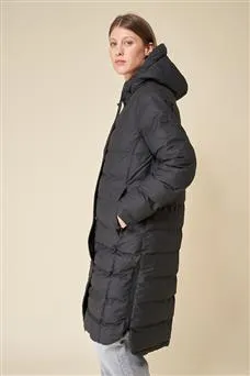 Tanta Puddle Quilted Coat - Black